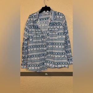 Cowgirl Hardware pearl snap Aztec top